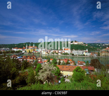 Passau, affacciato sul fiume Inn, Bassa Baviera, Baviera, Germania, Europa Foto Stock