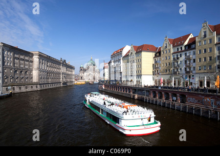 Quartiere Nikolai, il fiume Sprea, Berlin-Mitte, Berlino, Germania, Europa Foto Stock