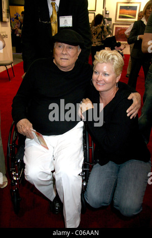 Tony Curtis e Jill Vandenberg aka Jill Curtis Motion Picture leggenda Tony Curtis ha ricevuto un riconoscimento alla Carriera a Foto Stock