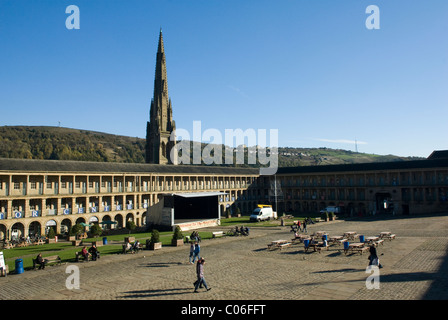 La Piece Hall, Halifax, West Yorkshire, Inghilterra. Foto Stock