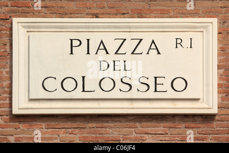 Strada segno, Piazza del Colosseo, Roma, Italia, Europa Foto Stock