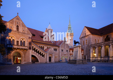 Il castello di Dankwarderode e Brunswick, St. Cattedrale di San Blasii, Braunschweig, Brunswick, Bassa Sassonia, Germania Europa Foto Stock