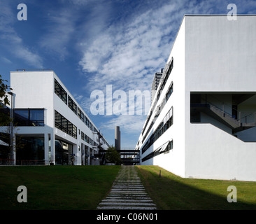 Deutsche Welle, l'emittente internazionale tedesca, nel Schuermann-Bau edificio per uffici, Bonn, Renania Foto Stock