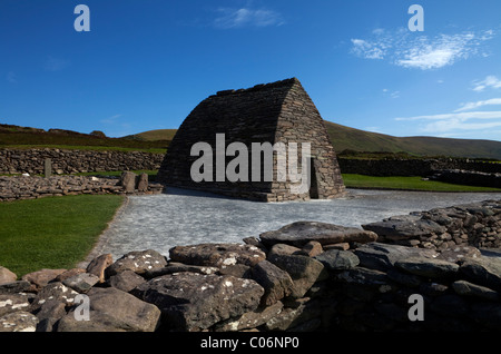 Il Gallerus oratorio, stimato per essere costruito tra il sesto e il nono secolo, Ballyferriter, penisola di Dingle, nella contea di Kerry, Irlanda Foto Stock