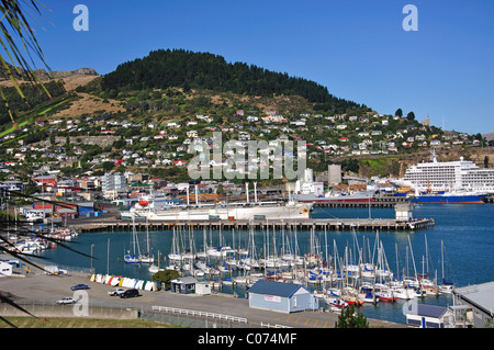 Vista del porto, Lyttelton, Lyttelton Harbour, Banca della penisola, Canterbury, Isola del Sud, Nuova Zelanda Foto Stock