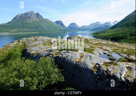 Per RV 17 coast road, Norvegia del Nord, Norvegia, Scandinavia, Europa Foto Stock