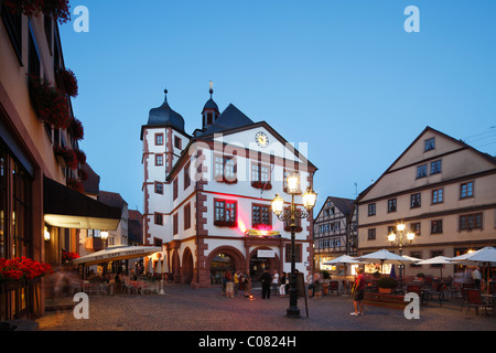 Il municipio sulla piazza del mercato, Lohr am Main, Mainfranken, bassa Franconia, Franconia, Baviera, Germania, Europa Foto Stock