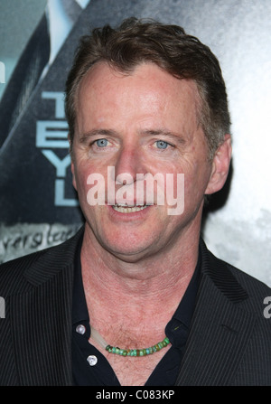 AIDAN QUINN SCONOSCIUTO LOS ANGELES PREMIERE. WARNER BROS. LOS ANGELES CALIFORNIA USA 16 febbraio 2011 Foto Stock