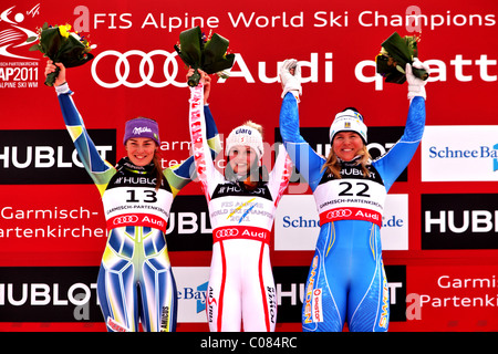 Tina Maze (silver), Anna Fenninger (oro), Anja Paerson (bronzo) alla FIS Mondiali di Sci 2011 Foto Stock