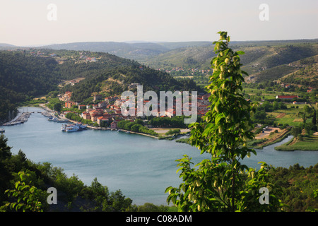 Skradin piccola cittadina vicino a Sibenik in Croazia Foto Stock