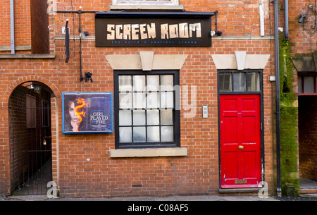 La camera schermata, più piccolo al mondo cinema nottingham borad street. ora chiusa. Foto Stock