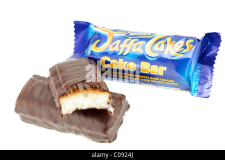 Dimezzato Mcvities Jaffa torte cake bar Foto Stock