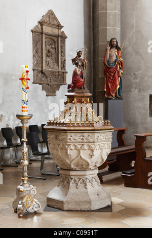 Fonte battesimale, Eichstaett cattedrale, Altmuehltal, Alta Baviera, Baviera, Germania, Europa Foto Stock