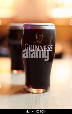 La pinta di Guinness birra Stout, Irlanda Isole britanniche, Europa Foto Stock