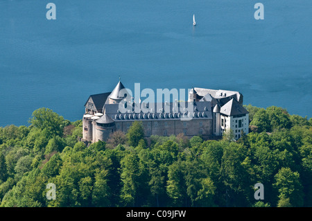 Schloss Waldeck castello, lago Edersee, Kellerwald National Park, Nord Hesse, Germania, Europa Foto Stock