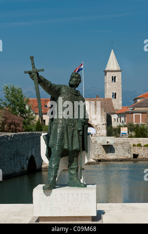 Monumento a Gregorio di Nin Nin, contea di Zara, Croazia, Europa Foto Stock