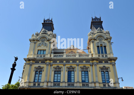 Il monumento di Colombo, Monumento a Colón, autorità portuale, Porta de Barcelona, Port Vell di Barcellona, in Catalogna, Spagna, Europa Foto Stock