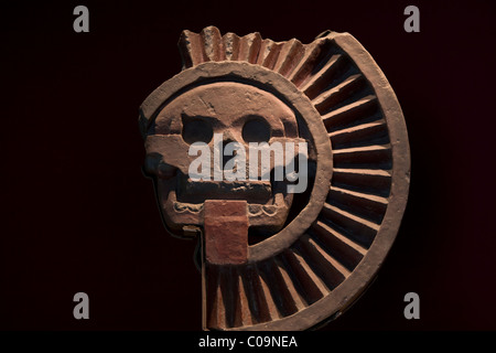 Complejo Muerte scultura da Teotihuacan con Mictlantecutli, Dio dei morti, Museo Nacional de Antropologia, Città del Messico. Foto Stock