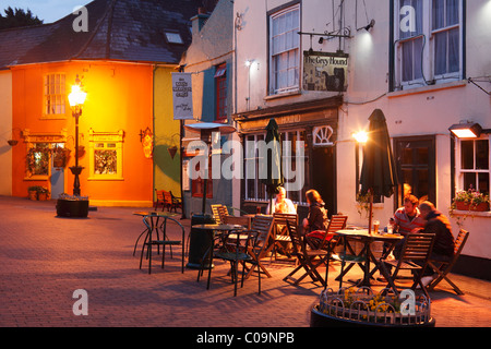 Serata in centro di Kinsale, County Cork, Repubblica di Irlanda, Isole britanniche, Europa Foto Stock