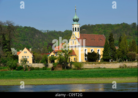 Maria am Wasser Mariner's chiesa sul fiume Elba in Hosterwitz-Pillnitz a Dresda in Sassonia, Germania, Europa Foto Stock