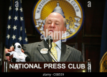 Chick-fil-Un Presidente e CEO Dan Cathy a capitale privato, ristorante della catena-Pulcino-fil-Un Inc. indirizzo un National Press Club altoparlanti Foto Stock