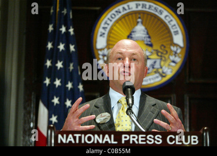 Chick-fil-Un Presidente e CEO Dan Cathy a capitale privato, ristorante della catena-Pulcino-fil-Un Inc. indirizzo un National Press Club altoparlanti Foto Stock