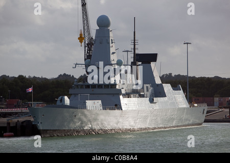 HMS audace ormeggiato a Southampton. Marchwood porto militare. Foto Stock