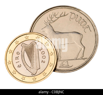 Irish 1 monete Euro a partire dal 2002 e pre-Euro 1 Punt Foto Stock