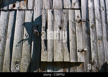 Pannellate di legno con sfondo finestra chiusa Foto Stock