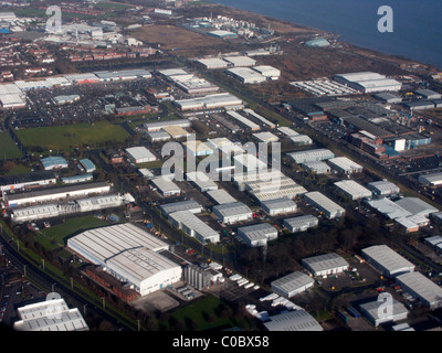 Vista aerea commerciale e unità di vendita al dettaglio i magazzini a ellesmere port cheshire Foto Stock