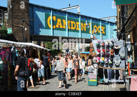 Il mercato di Camden a Londra Foto Stock