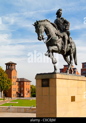 Statua equestre di Anthony Pietre di Bonnie Prince Charlie o Charles Edward Stuart per commemorare la sua visita a Derby in 1745 Foto Stock