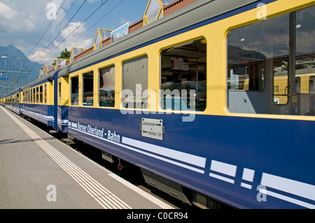 Berner Oberland Bahn a Wilderswil, Svizzera, viaggiando da Interlaken Ost a Lauterbrunnen Foto Stock