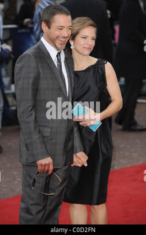 Robert Downey Jr e Susan Downey alla premiere di "L'uomo del ferro" di Odeon Leicester Square Londra,Inghilterra- 24.04.08 Foto Stock