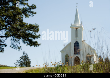 Chiesa di Bodega Bay in California dove la Alfred Hitchcock film Gli uccelli è stato girato. Foto Stock