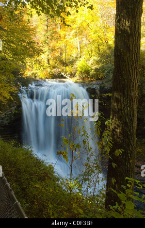 Asciugare cade sul fiume Cullasaja, North Carolina, STATI UNITI D'AMERICA Foto Stock