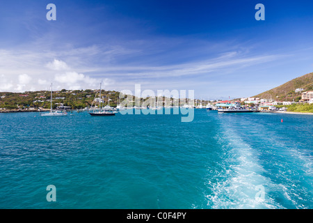 Lasciando Red Hook porto sulla isola di San Tommaso nei Caraibi Foto Stock