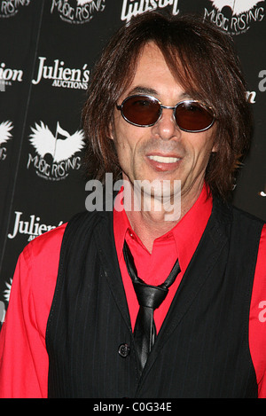 Earl Slick icone della musica II d'aste che beneficiano Music Rising all'Hard Rock Cafe New York City, Stati Uniti d'America - 31.05.08 PNP/ Foto Stock