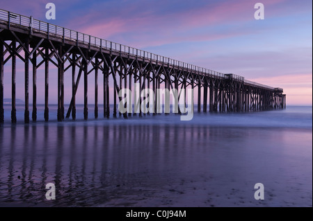 San Simeon Pier, William Randolph Hearst Memorial Beach, California Foto Stock