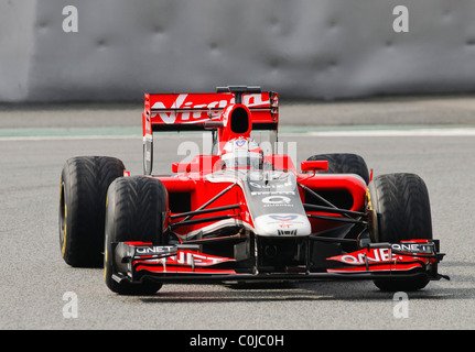 Timo Glock nella Marussia Virgin MVR-02 gara di Formula Uno auto nel febbraio 2011 Foto Stock