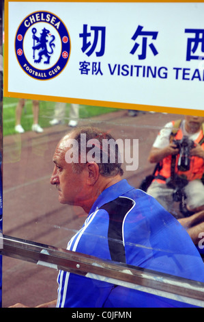 Chelsea manager Luiz Felipe Scolari English Premier League Club di Calcio di Chelsea vincere una partita amichevole contro Guangzhou Foto Stock