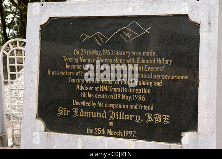 Tenzing Norgay Sherpa Memorial, il Himlayan Moutaineering Institute, Darjeeling, West Bengal, India. Foto Stock