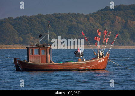 Barca da pesca a Reddevitz, Ruegen isola, Meclemburgo, Pomerania Occidentale, Germania Foto Stock