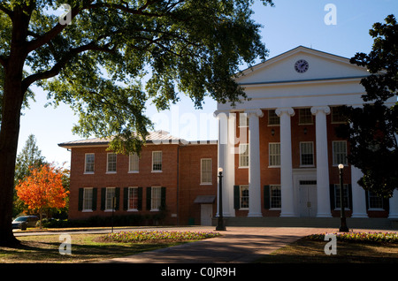 Il liceo è il più antico edificio del campus della University of Mississippi si trova a Oxford, Mississippi, Stati Uniti d'America. Foto Stock