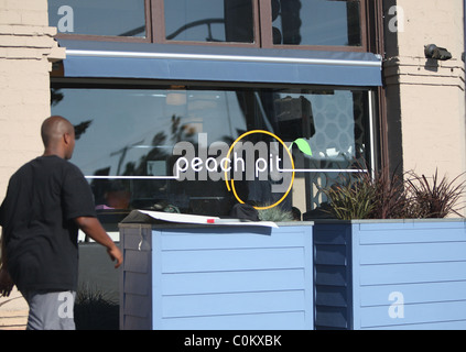 Il Komoko servirà come il Peach Pit per la '90210' cast, un moderno spin off della serie televisive di successo Beverly Hills 90210 Los Foto Stock