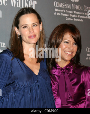 Jennifer Garner, Elyse Walker 4° Annuale festa rosa a beneficio delle donne Cedars-Sinai del Cancer Research Institute presso Hanger 8 Foto Stock