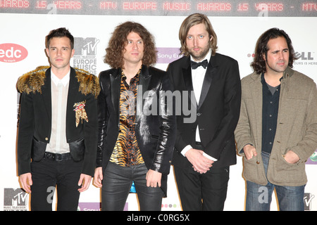 Mark Stoermer, Dave Keuning, Ronnie Vannucci Jr e Brandon fiori di The Killers, MTV Europe Music Awards 2008 tenutasi a Foto Stock