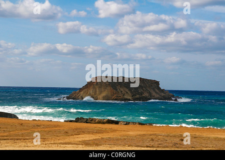 St Georges roccia della costa di Agios Georgios a Cipro Foto Stock