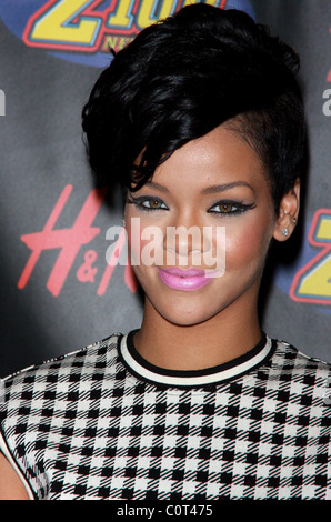 Rihanna assiste Z100's Jingle annuale concerto a sfera a Madison Square Gardens - Press Room di New York City, Stati Uniti d'America - 12.12.08 PNP/ Foto Stock