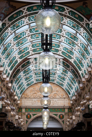 County Arcade Leeds REGNO UNITO Foto Stock